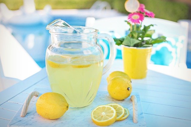 Como bajar de peso con limón