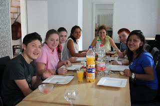 High School students eating lunch at orientation in Heppenheim Germany.