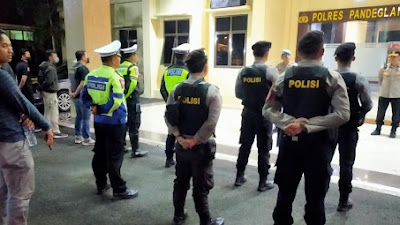 Kabid Propam Polda Banten Pimpin Apel Persiapan Patroli Skala Besar di Polres Pandeglang