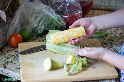 http://www.theweatheredpalate.com/2015/06/how-to-peel-corn.html