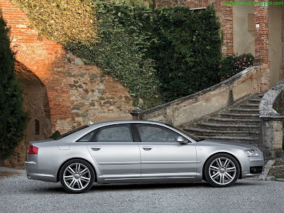 Audi S8 Standard Resolution wallpaper 5