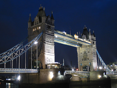 tower-bridge-night