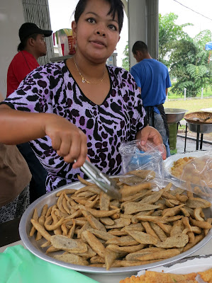 Pisang-Goreng-Stulang-Walk-Johor-Bahru-Malaysia