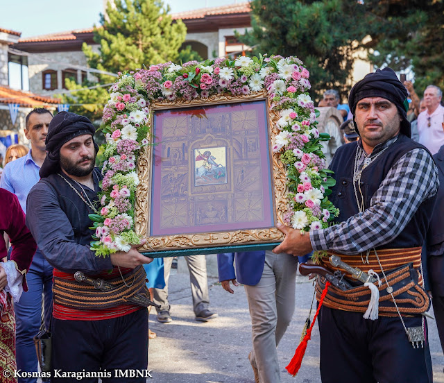 Κοσμοσυρροή στην Παναγιά των Ποντίων παραμονή του Δεκαπενταύγουστου