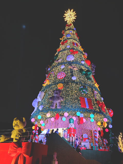 foto arvore de natal no parque villa lobos 2022