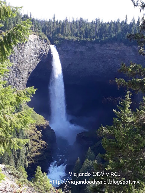 Helmcken Falls, Wells Gray Provincial Park. Canada. Viajando ODV y RCL  http://viajandoodvyrcl.blogspot.mx