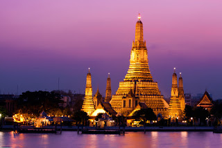 Mua vé máy bay đi Bangkok - Wat Arun ( Chùa bình minh ) 