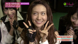 Family pasti kenal dengan idol bernama Oshima Yuko atau Yuko yang memiliki gigi khas yakni waynepygram.com:  Profil Artis Oshima Yuko  - Ex AKB48 