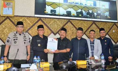 DPRD Padang Gelar Paripurna Tutup Masa Sidang III 2022 dan Buka Masa Sidang I 2023