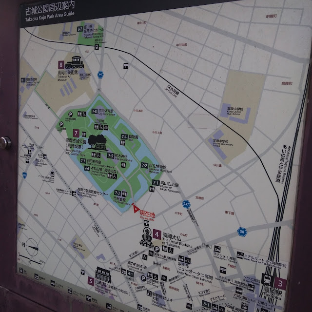 高岡古城公園周辺の案内図