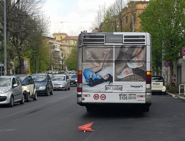 Atac, le opposizioni al Sindaco: “Perché quei 60 nuovi bus fermi a Bologna?”