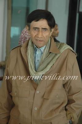 Dev Anand celebrates birthday with media