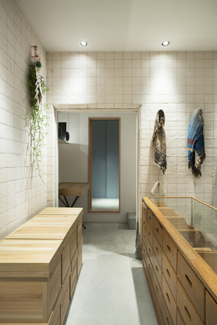 Otsuka Gofuten, Evolution of Traditional Kimono Store - Inspiring Modern Home