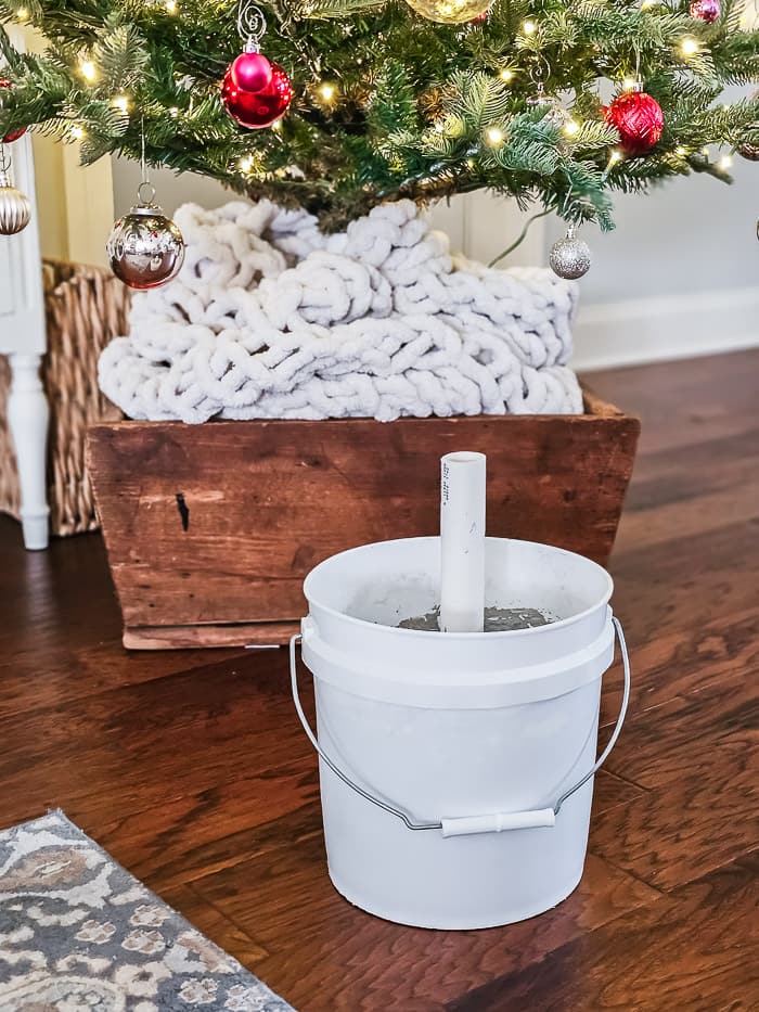How to Make Your Own Christmas Tree Stand