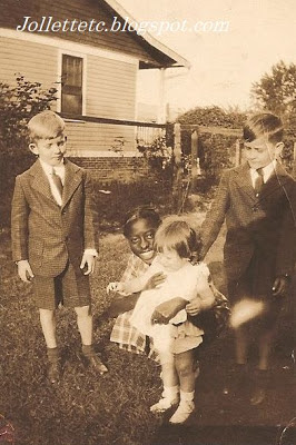 Rachel, with Leo, Fred, and Betty Slade 1936 http://jollettetc.blogspot.com