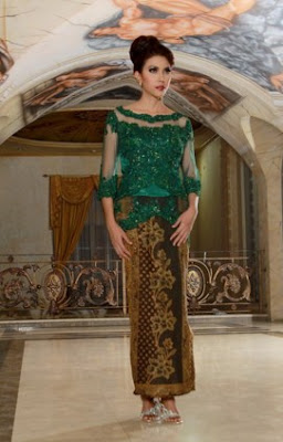 Kebaya+Wisuda+Warna+Hijau+2.jpg (205×320)