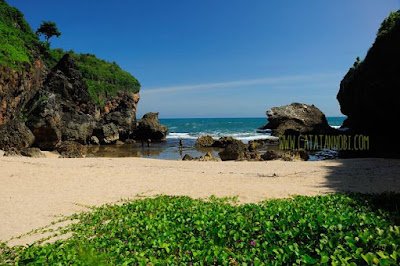 pantai wohkudu, wohkudu jogja, wohkudu gunung kidul, pantai wokudu jogja