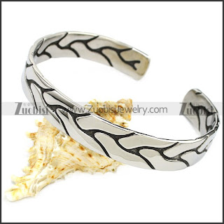 Stainless Steel Bangle