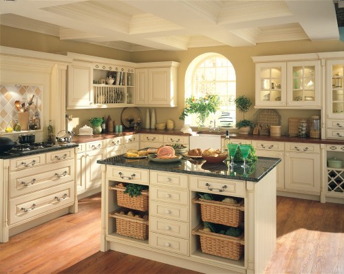Pictures Of Cream Colored Kitchen Cabinets