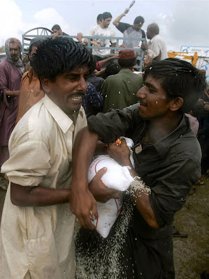 Photo Of Floods In Pakistan Seen On www.coolpicturegallery.net