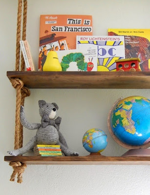 Libros en un Dormitorio de Niños