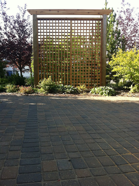 LANDSCAPING CALGARY 