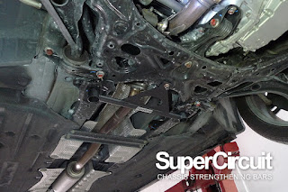 10th generation Honda Civic FC with the SUPERCIRCUIT Front Lower Brace installed.