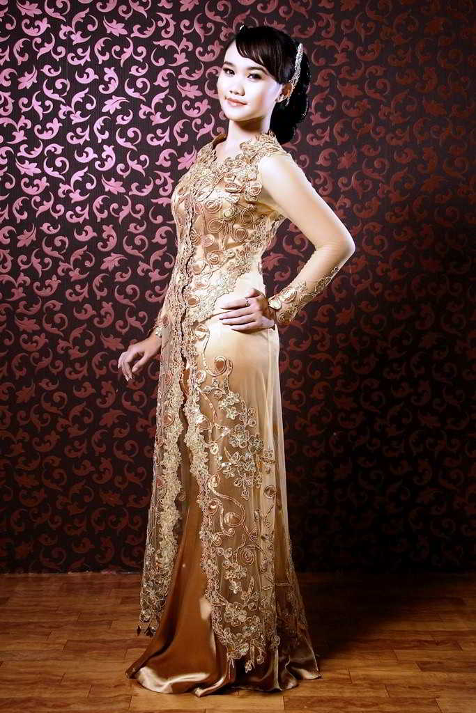 23 model  kebaya  pengantin muslim warna  gold dan putih 