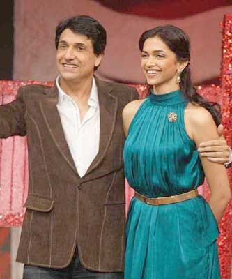 Deepika Padukone and Shiamak Davar Knights and Angels Photos