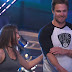 Stephen Amell faz os obstáculos do American Ninja Warrior parecerem incrivelmente fáceis