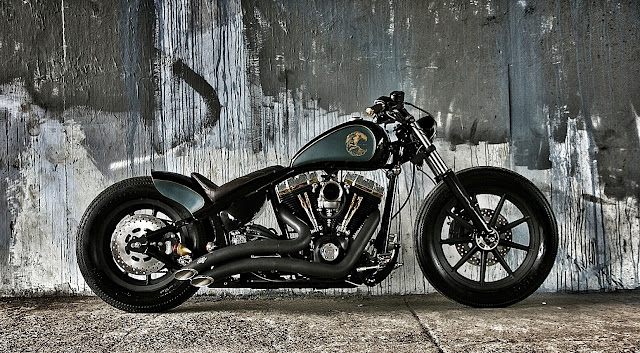 Harley Davidson  By Studio Motor Hell Kustom