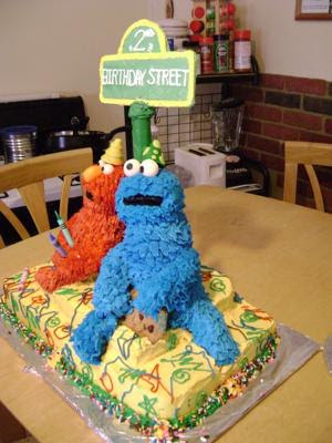 sesame street cupcakes. made a Sesame Street Cake