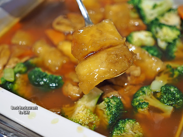 NIPAH @EQ KUALA LUMPUR Chinese New Year Buffet Menu - Braised Fish Maw Broccoli