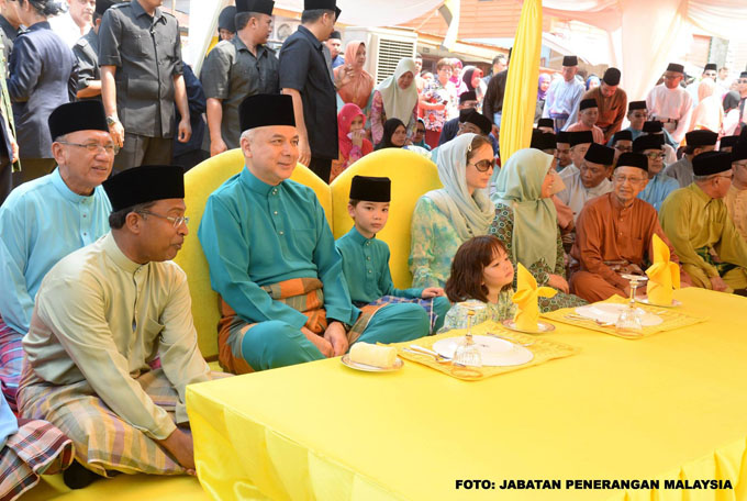 Kenapa Tarikh Keputeraan Sultan Nazrin Berubah Setiap Tahun?
