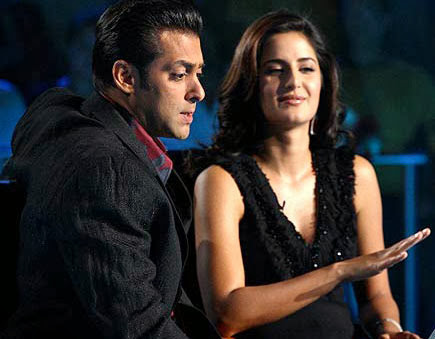 Katrina Kaif & Salman Khan Wallpaper Download