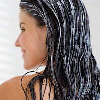 Applying Conditioner to Hair