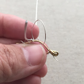 Learn to make this wire leaf with scallop edge - from a free tutorial at Lisa Yang's Jewelry Blog