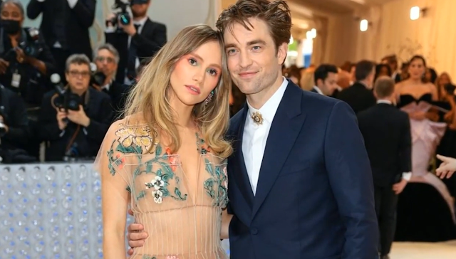 Robert Pattinson and Suki Waterhouse