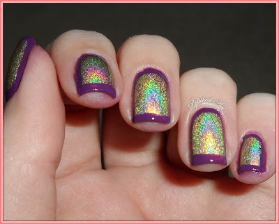 Flip-Flop-Challenge-Day-19-outline-nails-with-Layla-Hologram-Effect-Gold-Idol