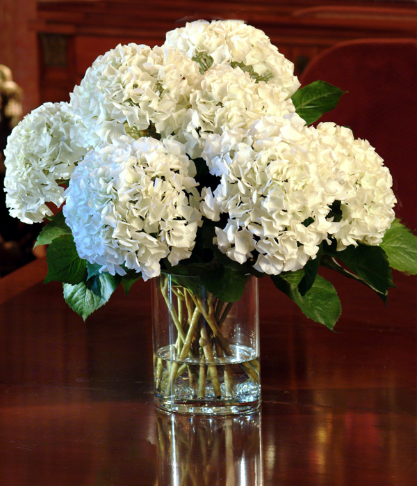  yet beautiful and delicate pure white hydrangea table centerpiece