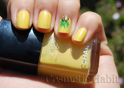 pineapple-fruit-nail-art