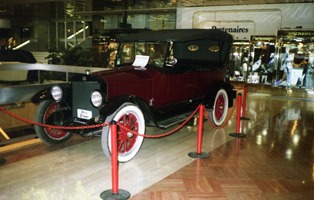 1989.06.17-080.04 Stanley Steamer 1923
