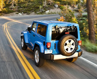 Jeep Wrangler (2012) Rear Side 2