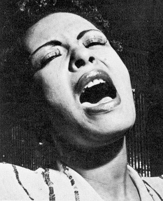 Billie_Holiday_1943-02%5B1%5D.jpg (324×398)