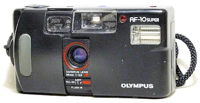 Olympus AF-10 Super, Front view