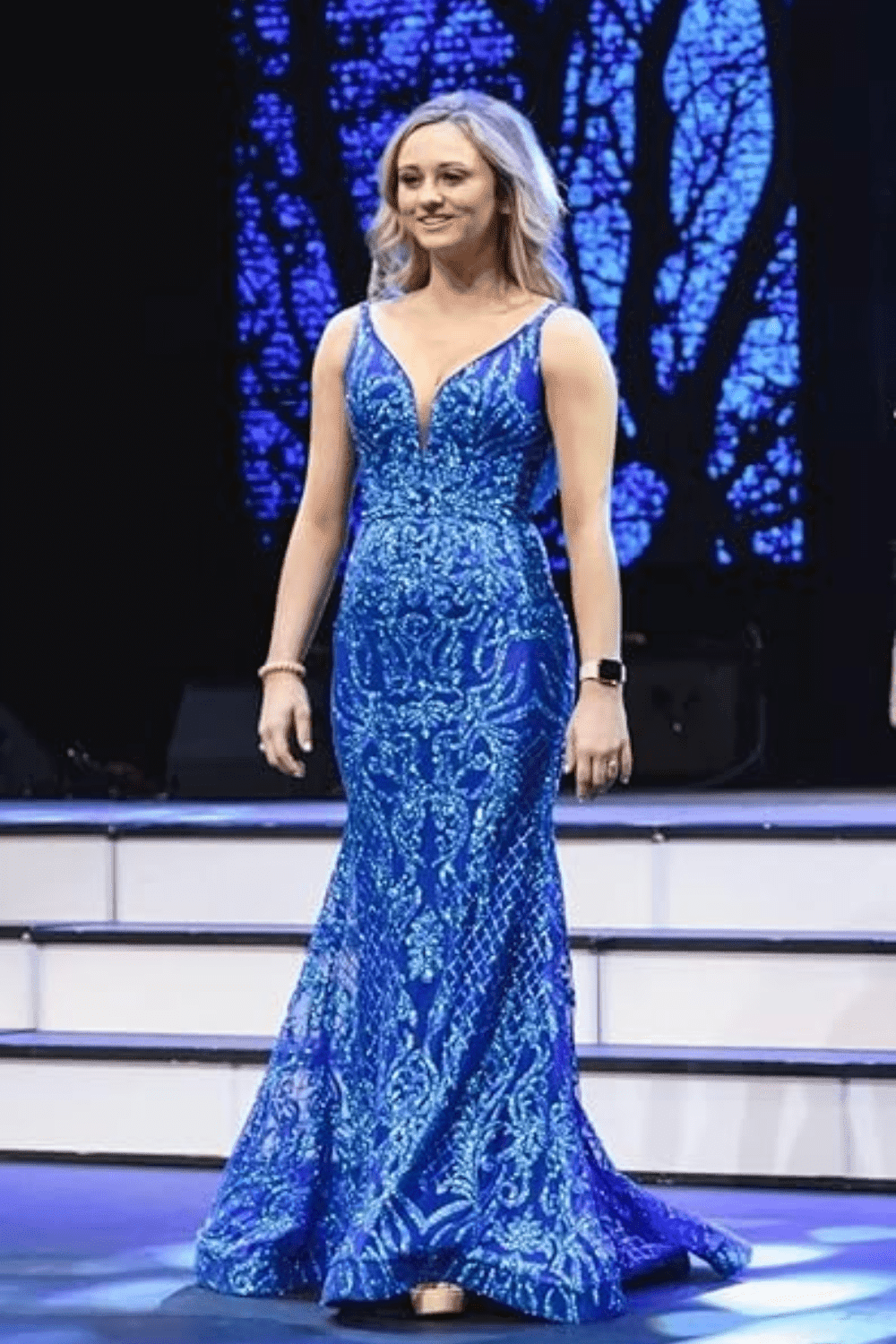 2024 Mermaid Prom Dresses: Sparkle in Sequin & V-Neck Style | Shop Now!