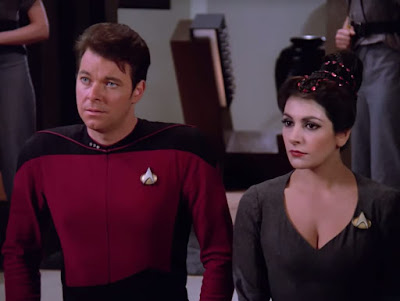 Star Trek The Next Generation Season 1 Image 14