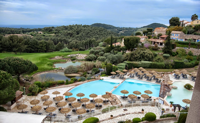 hôtel-dolce-fregate-provence-bandol-piscine-extérieure-alessaknox.be