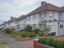 Chestnut Close, Oakwood