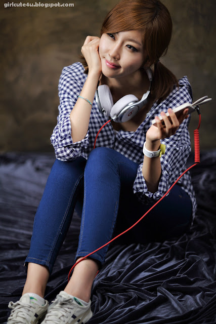 8 Choi Byeol Yee-Blue Check Pattern-very cute asian girl-girlcute4u.blogspot.com